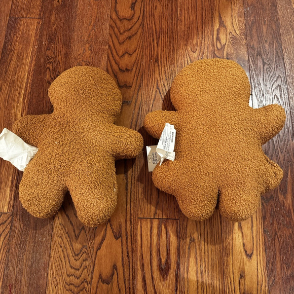 NEW 2 Target Bullseye Gingerbread Man Woman Pillow Christmas Cookie Cottage Core - Picture 2 of 10